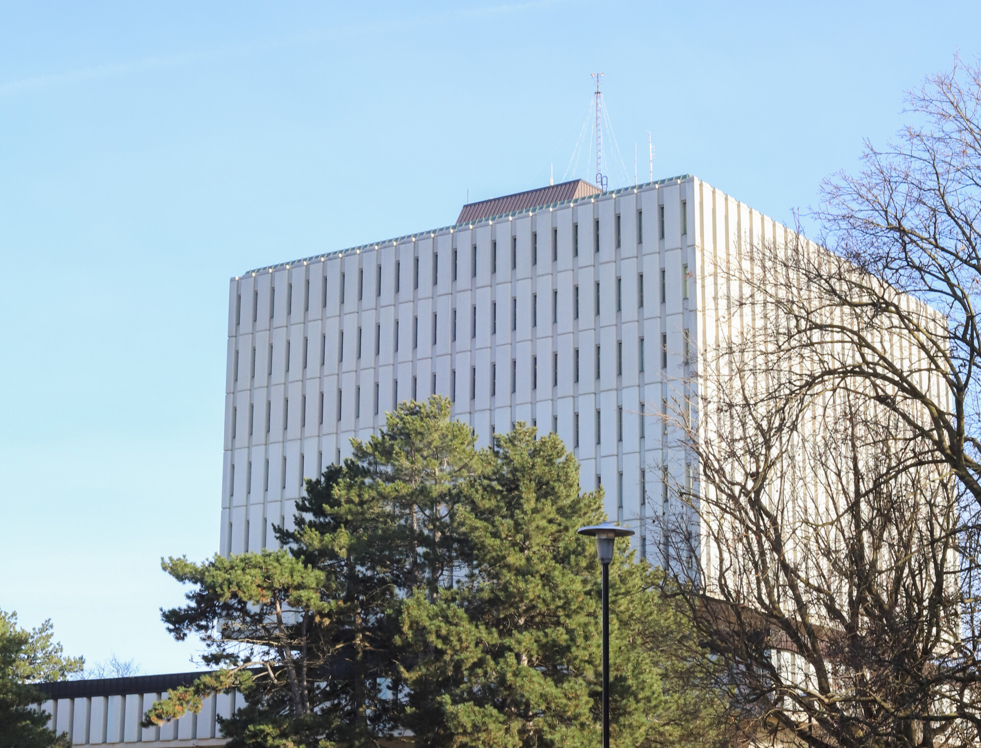 Dana Porter Library on University of Waterloo campus.